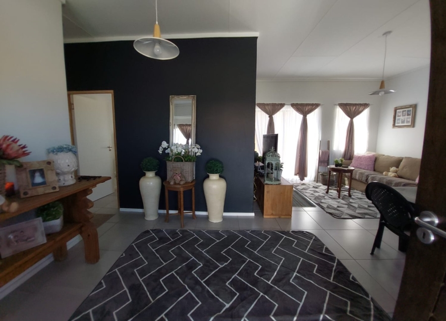 To Let 2 Bedroom Property for Rent in Mooikloof Country Estate Western Cape
